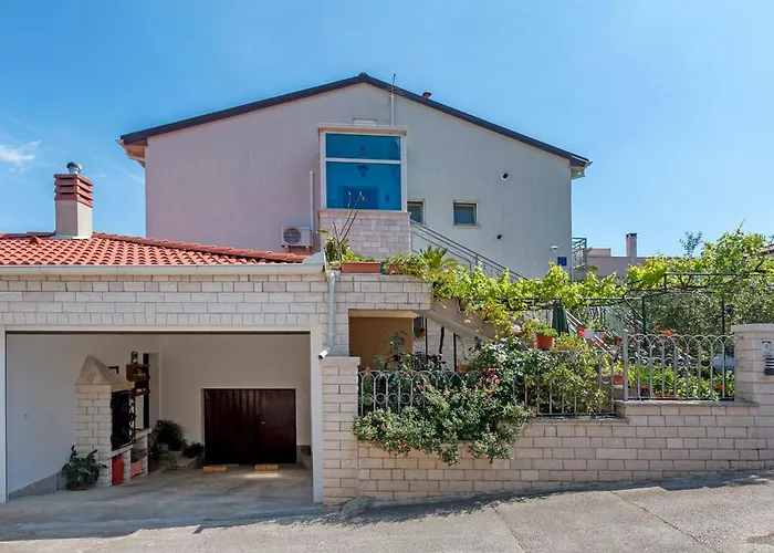 Apartman Oliva By Interhome Póla