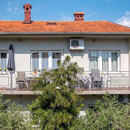 Oliva By Interhome *