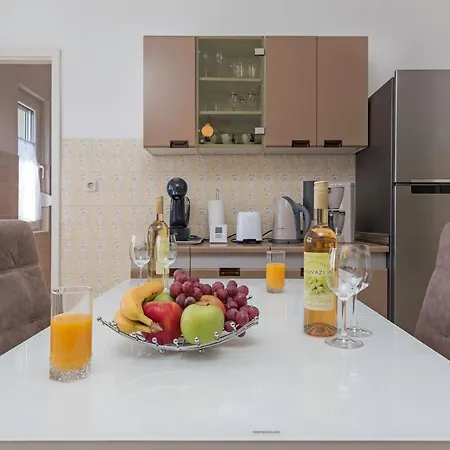 Oliva By Interhome