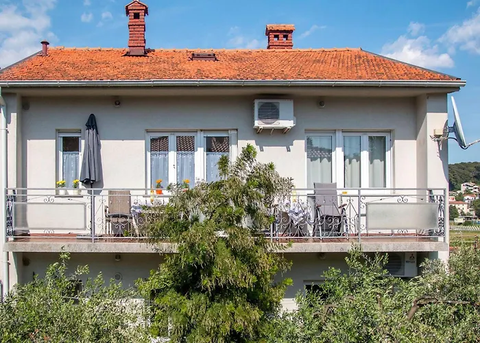 Oliva By Interhome *